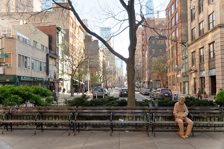 Seated alone in the early evening of April 20, King’s cardboard sculpture in Tribeca Park soon would be taken by an admirer. Photo: Carl Glassman/Tribeca Trib